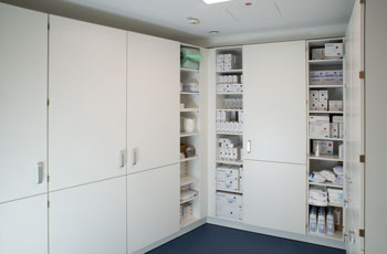 Apothekenschrank und ISO Modulschrank Bad Soden